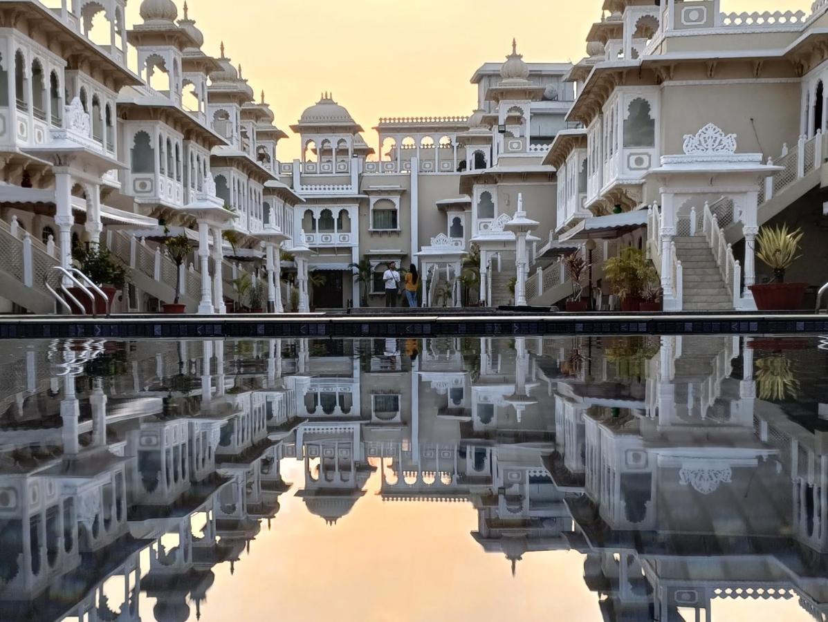 Hotel Gautam Lonavala Dış mekan fotoğraf