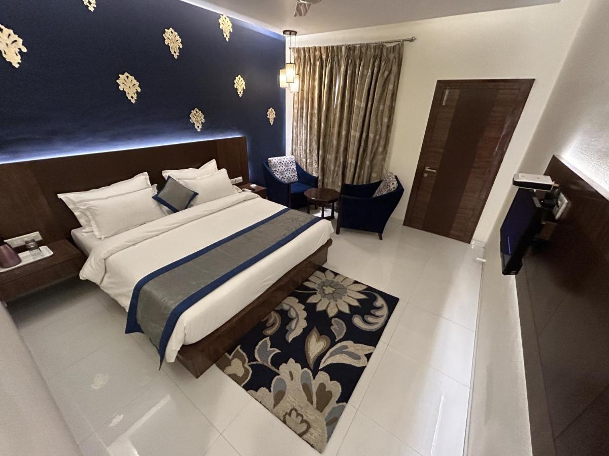 Hotel Gautam Lonavala Dış mekan fotoğraf