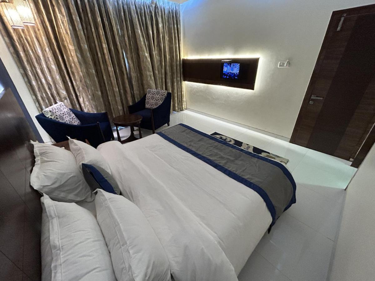 Hotel Gautam Lonavala Dış mekan fotoğraf