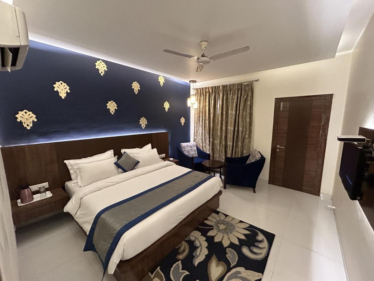 Hotel Gautam Lonavala Dış mekan fotoğraf