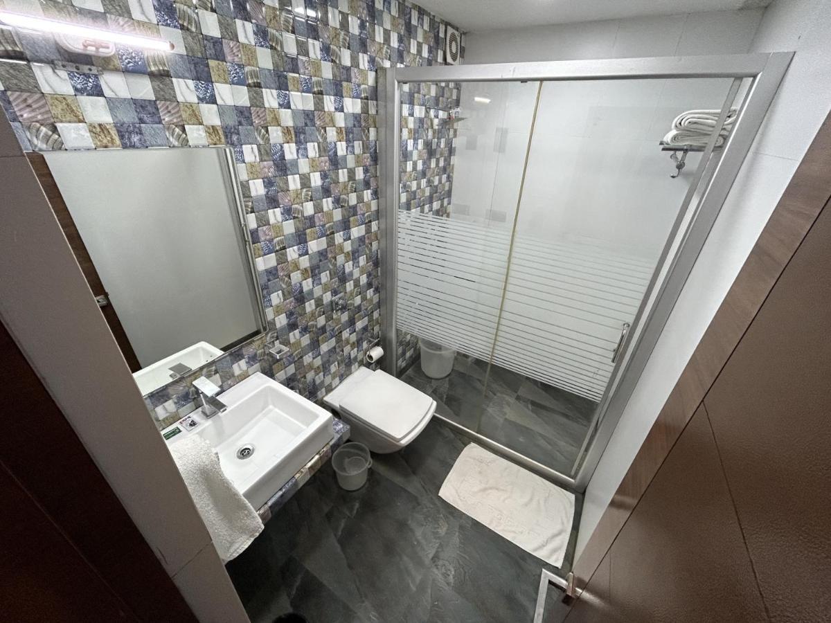 Hotel Gautam Lonavala Dış mekan fotoğraf